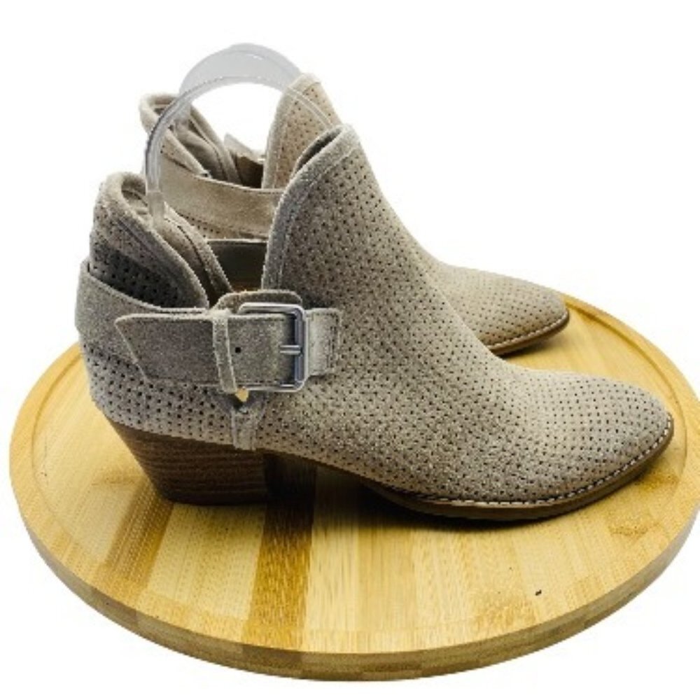 Dolce‎ Vita Women Tan Suede Buckle Pointed Toe Perforated Katch Booties Sz 6.5